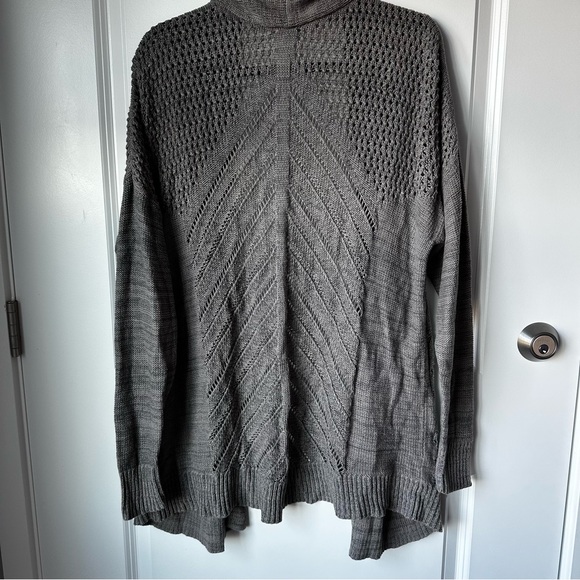 Leo & Nicole Gray Cardigan Size XXL - Picture 6 of 8